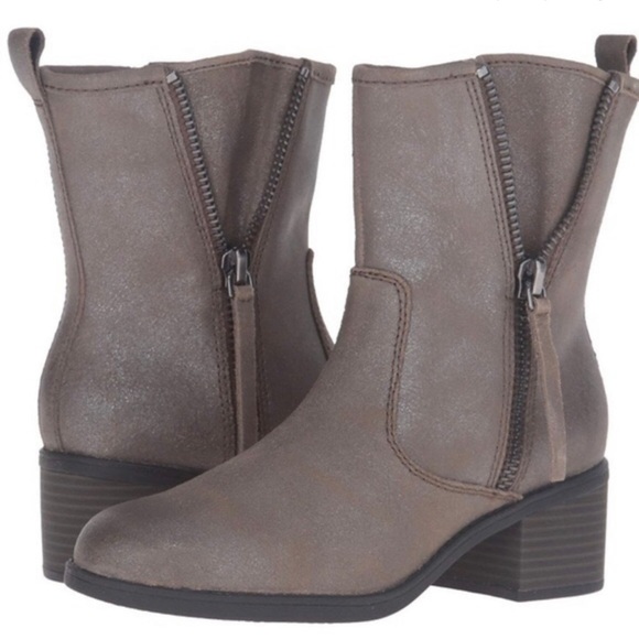 Clarks Shoes - Clarks Nevella Devon Boots Metallic Suede Dark Taupe Size 6